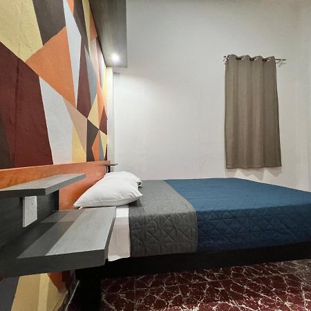 Casa Aura Bed and Breakfast Morelia Exteriör bild